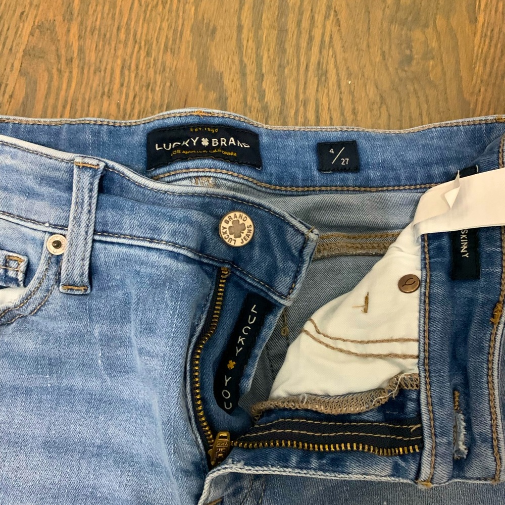 Jeans- lucky brand